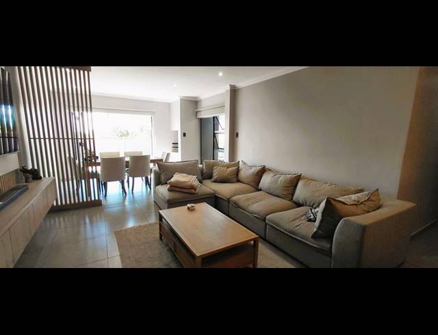 3 BEDROOM TOWNHOUSE FOR SALE IN HEUWELSIG